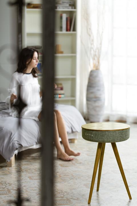 Produktbild Salora Airtable (AW) - Bluetooth Speaker - 360 Sound - Accu - 2 USB charge ) (Batteriebetrieb)