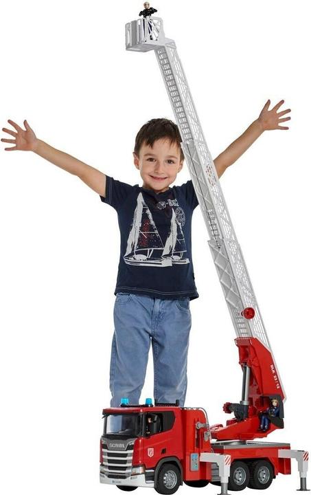 Immagine prodotto Bruder Scania Super 560R vigili del fuoco con scala girevole, pompa dell'acqua, modulo L+S