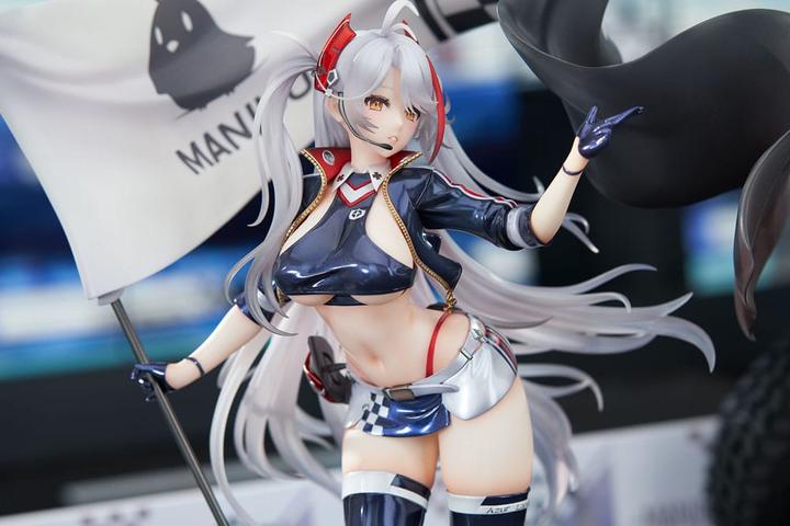Actual product image Apex Azur Lane PVC Statue 1/7 Prinz Eugen Final Lap Ver. 30 cm