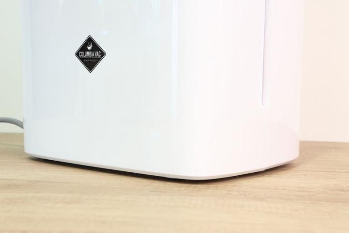 Actual product image Eldom Dehumidifier 2 levels of air circulation Humidity indicator 24-hour timer Performance (20 m², 48.00 l/24h)