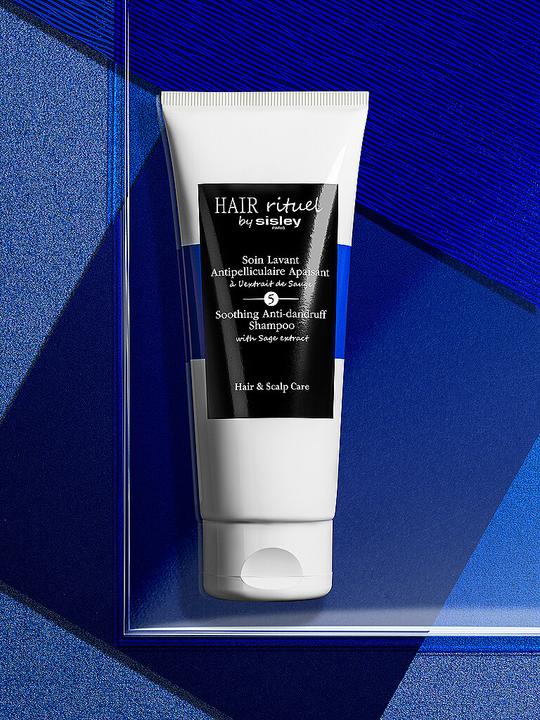 Actual product image Hair Rituel by Sisley Soin Lavant Antipelliculaire Apaisant (200 ml, Liquid shampoo)