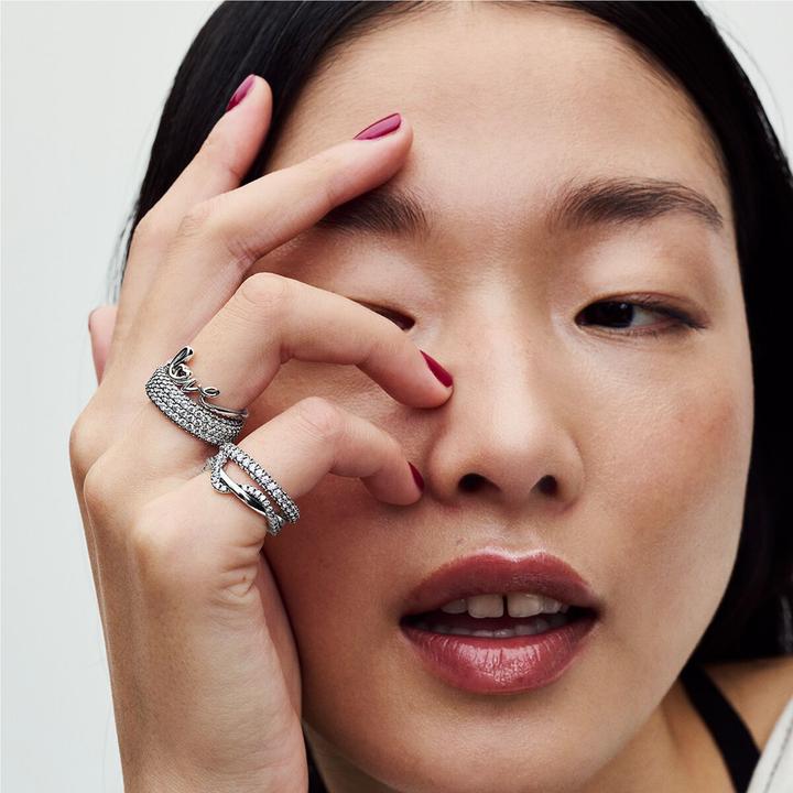 Produktbild Pandora Funkelnde Verschlungene Welle Ring (48, 925 Silber)
