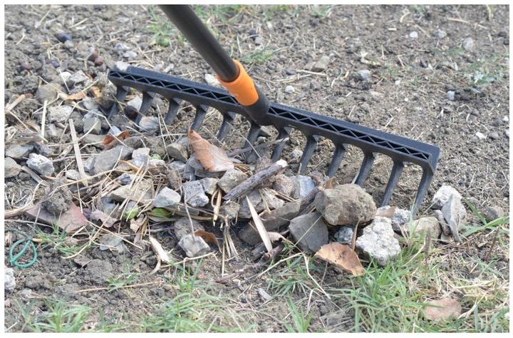 Produktbild Fiskars Rechen-Aufsatz Solid