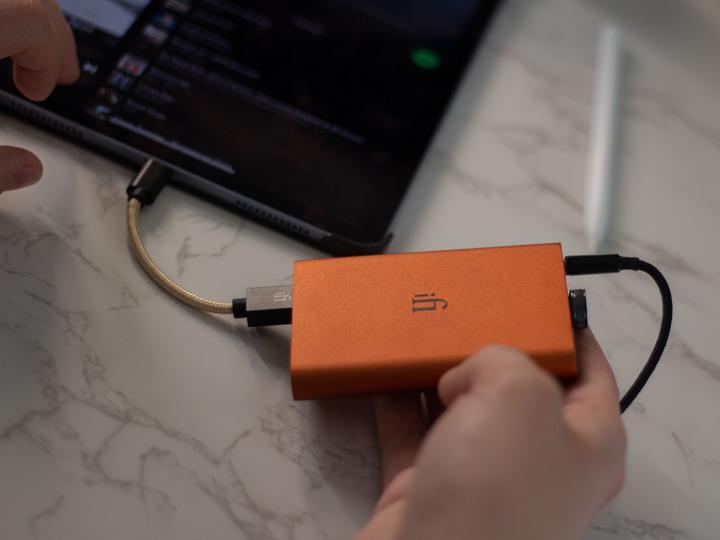 Actual product image iFi Audio hip-dac2 (Bass Boost, USB-DAC, gain switch)