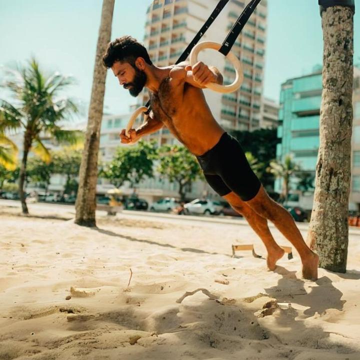Produktbild Pullup & Dip Turnringe aus Holz inkl. Sportbeutel, Befestigungsgurten und Türanker
