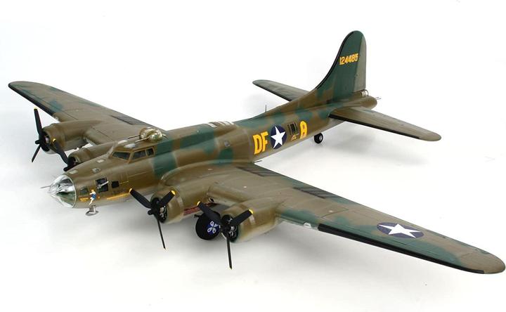 Actual product image Revell Boeing B-17F Memphis Belle