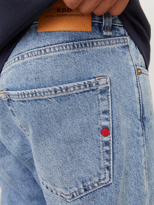 Actual product image Jack & Jones RDD Chris Royal RI 311 Loose Fit Jeans (30)