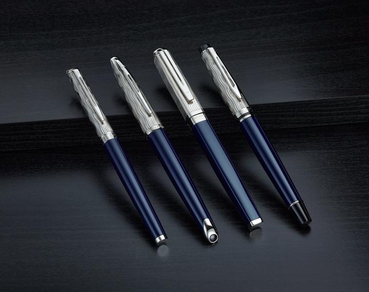 Actual product image Waterman Fountain Pen Expert DeLuxe C.C Deep Lacquer F (Blue, 1 x)