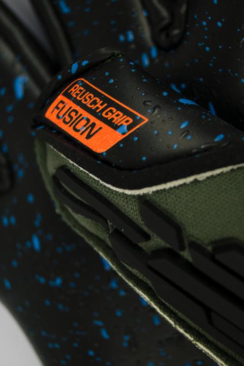 Image du produit Reusch Attrakt Freegel Fusion Goaliator gants de gardien enfants (8.5)