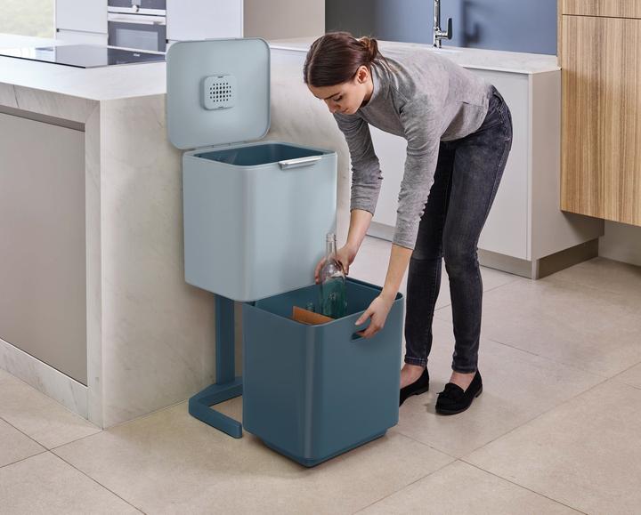 Image du produit Joseph Joseph Totem Max Ed. 60L - Mülltrennungs- und Recyclingein.-Himmel (60 l)