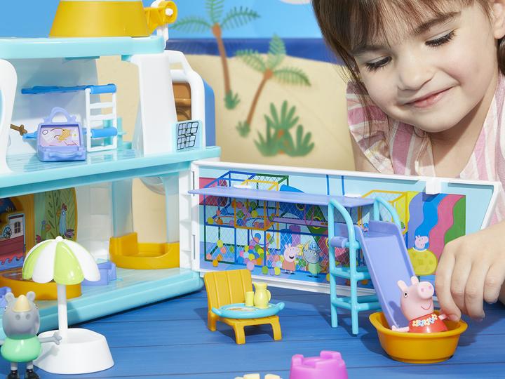 Actual product image Hasbro Peppa's cruise ship