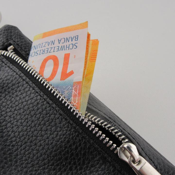 Produktbild PhoneLook Hülle Wallet Premium mit Schnalle (Apple iPhone 11 Pro)