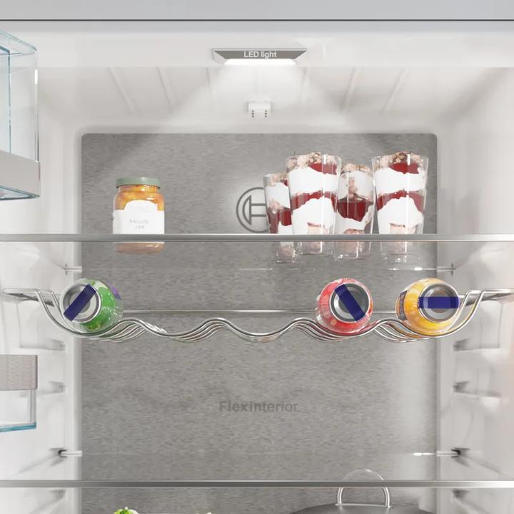 Produktbild Bosch Hausgeräte Serie 4 KGV362WEAS, 308 L, SN-T, 4.5 kg/24h, E, Fresh zone compartment, White (308 l)