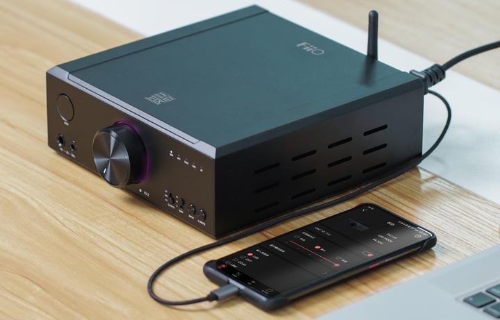 Actual product image FiiO K9 (USB-DAC, gain switch, Bluetooth)