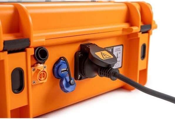 Actual product image B&W International B&W Energy Case Pro500 500W mobile power supply orange (500 Wh, 10.90 kg)