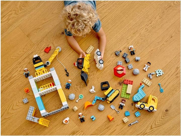 Actual product image LEGO Large construction site with light and sound (10933)