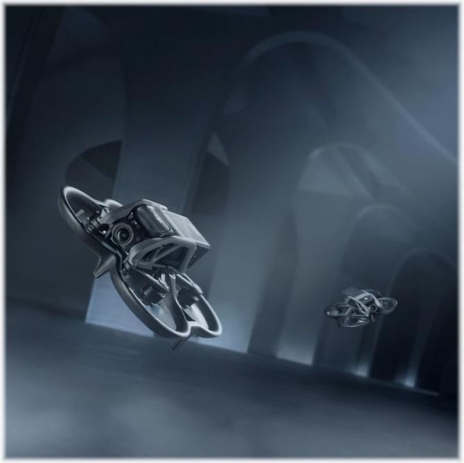Image du produit DJI Avata Explorer Combo (18 min, 410 g, 12 Mpx)