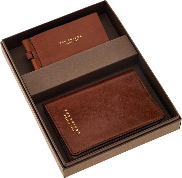 Image du produit The Bridge Pochette pour passeport et étiquette de valise en cuir (Pochette pour passeport)