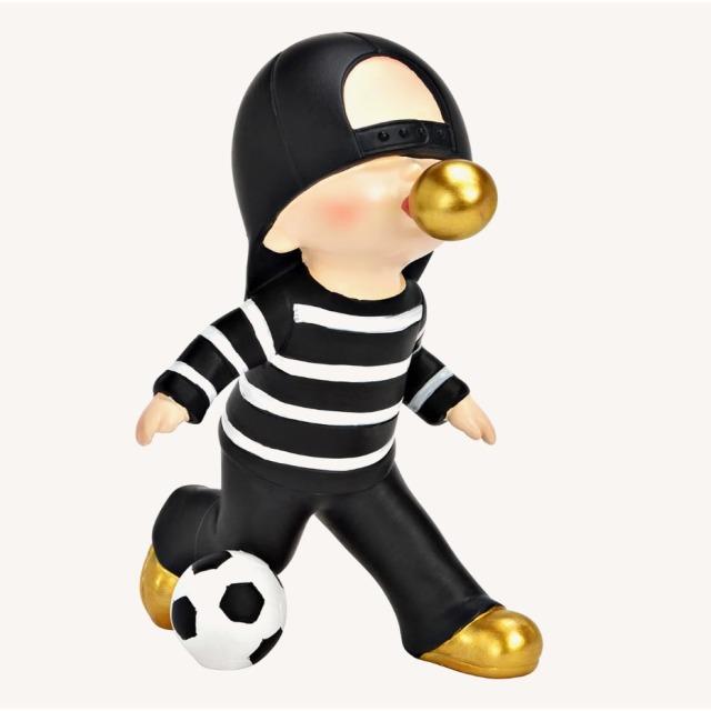 Actual product image CreaDiva Junge mit Kaugummiblase und Fussball