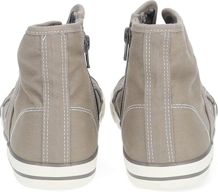 Actual product image Mustang Sneaker (40)