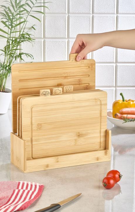 Actual product image Hermia Carve Bamboo Cutting Board