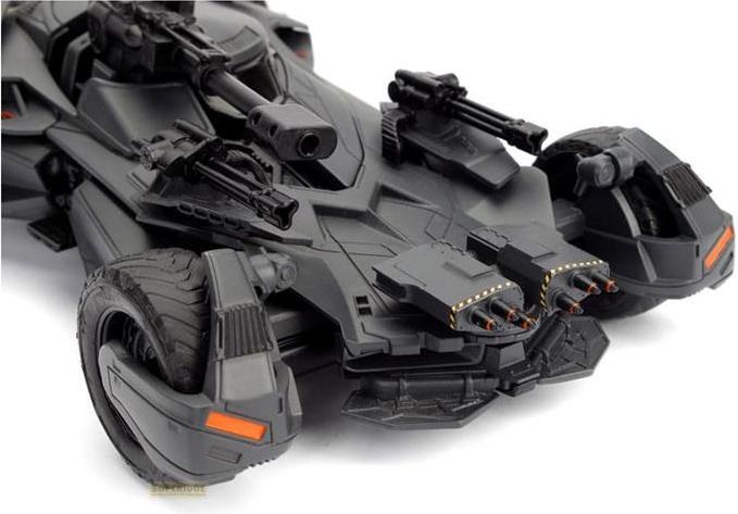 Image du produit Jada Batman Justice League Batmobile 1:24