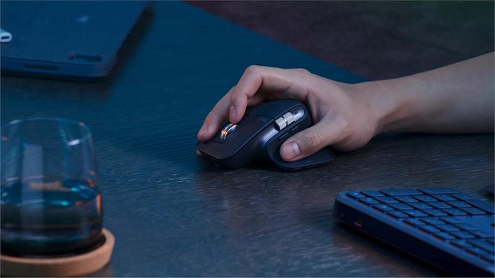 Actual product image Logitech MX Keys S Combo (Eng. Int., Wireless)