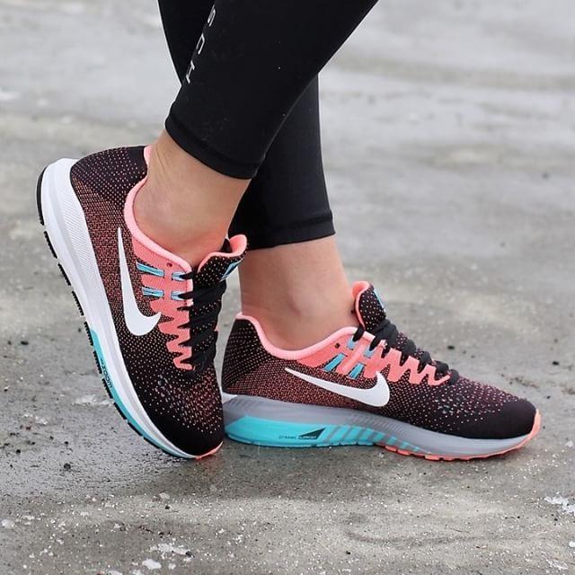 Actual product image Nike Air Zoom Structure 20 (36.5)