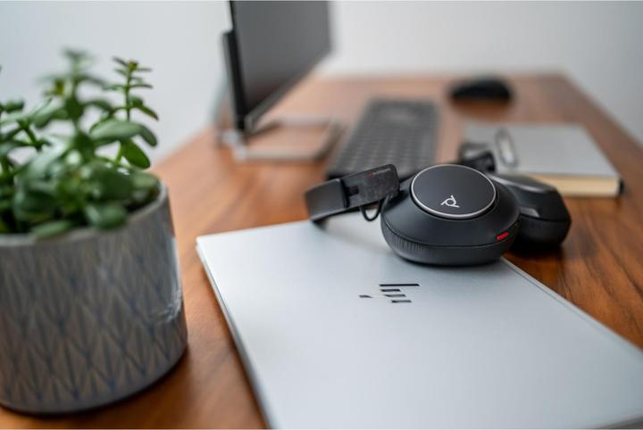 Actual product image Poly Voyager Surround 80 (Wireless, USB-C)