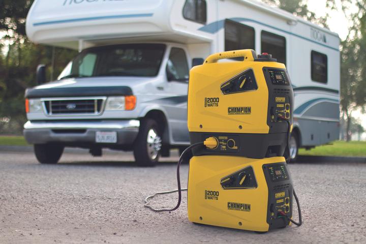 Produktbild Champion Power Equipment Strominverter, Benzin 2000 Watt (1600 W, 4.10 l)