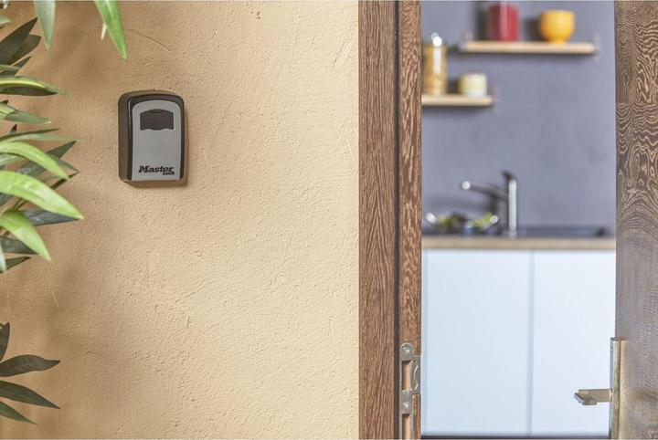 Actual product image Master Lock 5401eurd