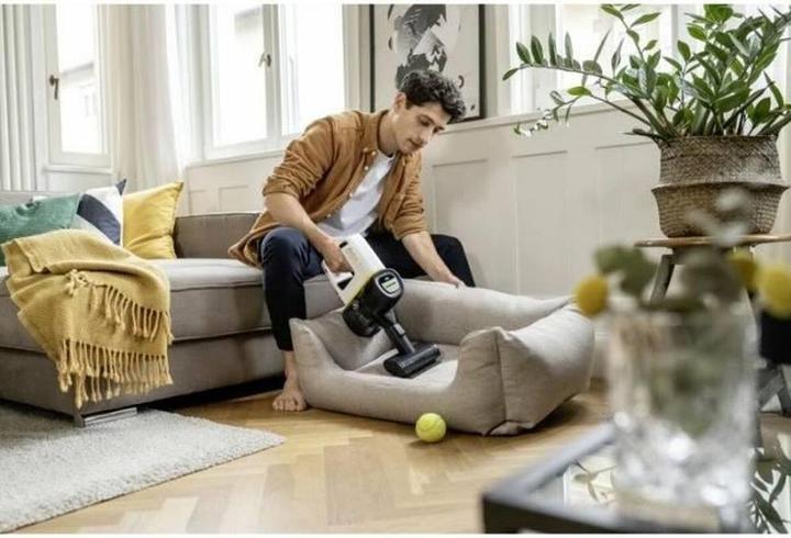 Actual product image Kärcher VC 4 myHome Pet