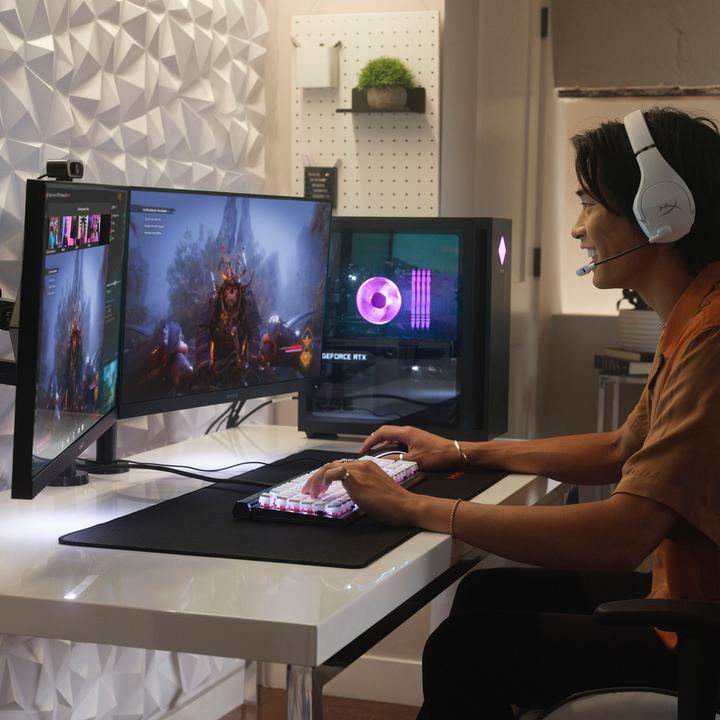 Actual product image HP OMEN 25L GT15-1004ng Gaming PC i7-13700F 16GB/1TB SSD RTX 4070 Win11 (Intel Core i7-13700F, 512 GB, GeForce RTX 4070)