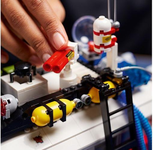 Image du produit LEGO S.O.S. Fantômes ECTO-1 (10274, LEGO Icons, LEGO difficiles à trouver)