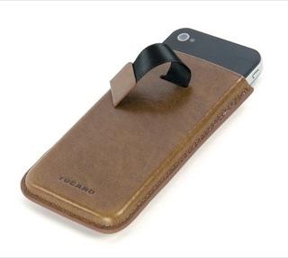 Actual product image Tucano Flexo Pouch for iPhone 4/4S Brown (Apple iPhone 4, G4s)