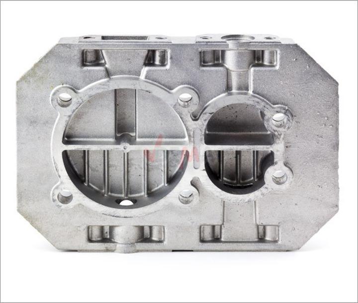 Image du produit Dema Aluguss Zylinderkopf 11 Kühlrippen 4 Anschlüsse für Kompressor Art. 24517