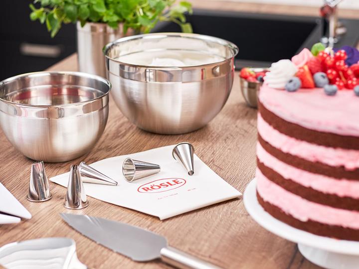 Produktbild Rösle Schüssel-Set mit Frischhaltedeckeln (24 cm, 5.40 l, 4 x)