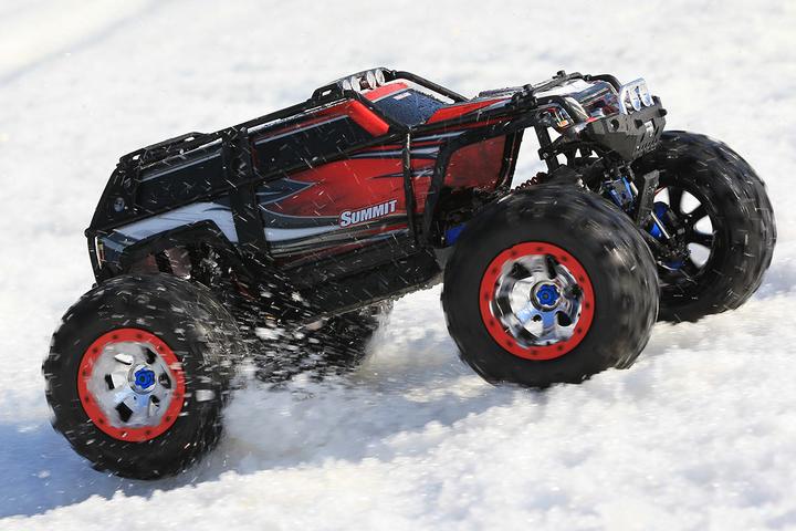 Image du produit Traxxas Summit (RTR Prêt à fonctionner)