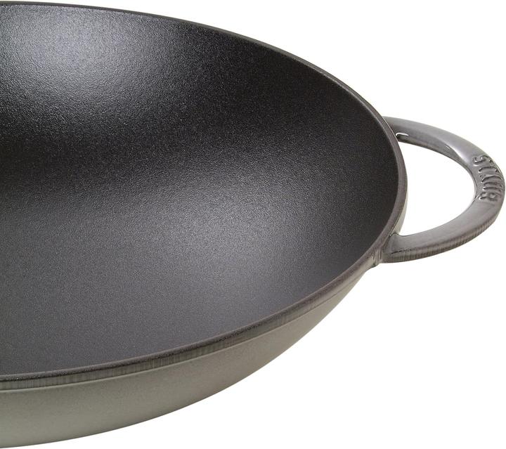 Image du produit Staub Wok avec couvercle en verre (37 cm, Wok, Fonte)