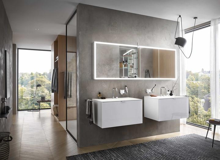 Produktbild Emco prime Facelift Lichtspiegelschrank, 600 mm, 1 Tür, Anschlag links, mit verspiegelten Seitenwä