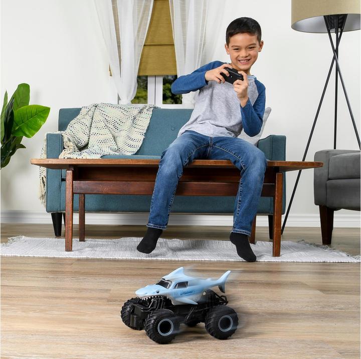 Actual product image Spin Master Megalodon