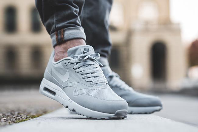 Produktbild Nike Air Max 1 Ultra 2.0 Essential (45)