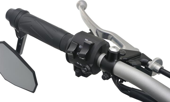 Image du produit Daytona Cache-vis aluminium CNC anodisé argent F. Miroir filetage M10 X P1.25 filetage à droite