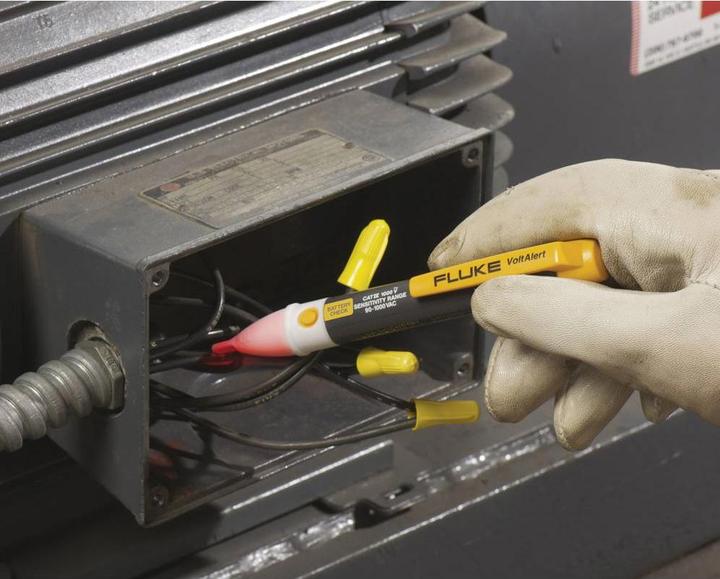 Image du produit Fluke Multi-testeur FLK2AC/200-1000V5 (CAT IV 1000V)