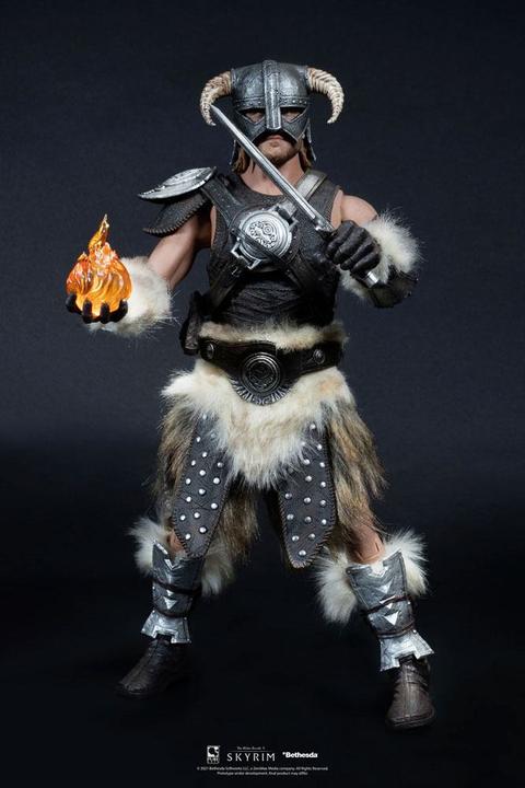 Actual product image Purearts The Elder Scrolls V: Skyrim - Deluxe Dragonborn 1:6 Scale Figure