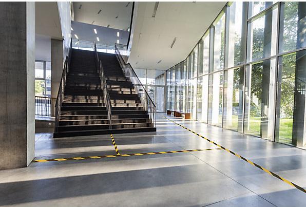 Immagine prodotto Durable Nastro segnaletico per pavimenti Duraline Strong 2 colori (50 mm)
