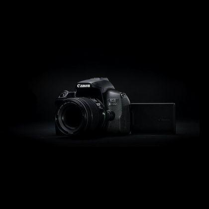 Produktbild Canon EOS 850D + EF-S 18-55mm f (18 - 55 mm, 24.20 Mpx, APS-C / DX)