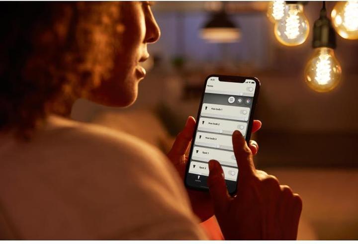 Image du produit Philips Hue White BT (E27, 7 W, 550 lm, 1 x, G)