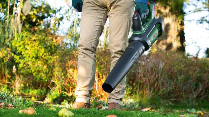 Actual product image Bosch Home & Garden Advanced Leaf Blower 36V-750 Solo (Rechargeable battery operated, Leaf blower)