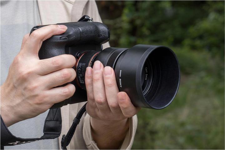 Actual product image Sony LA-EA5
